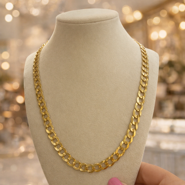 14kt gold flat cuban chain ( Juan Rodriguez)
