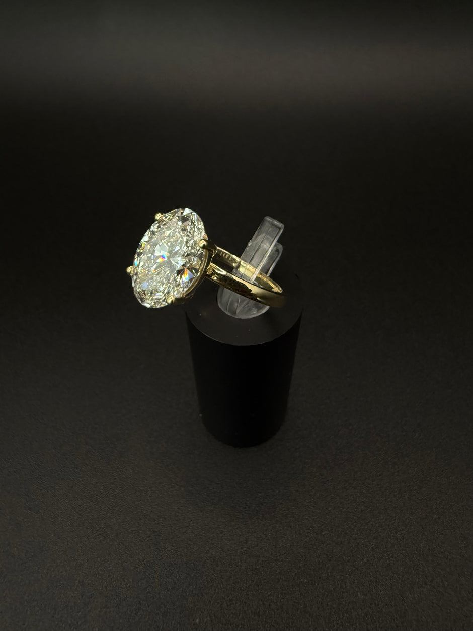 14K Yellow Gold Solitaire Oval Lab Diamond Ring