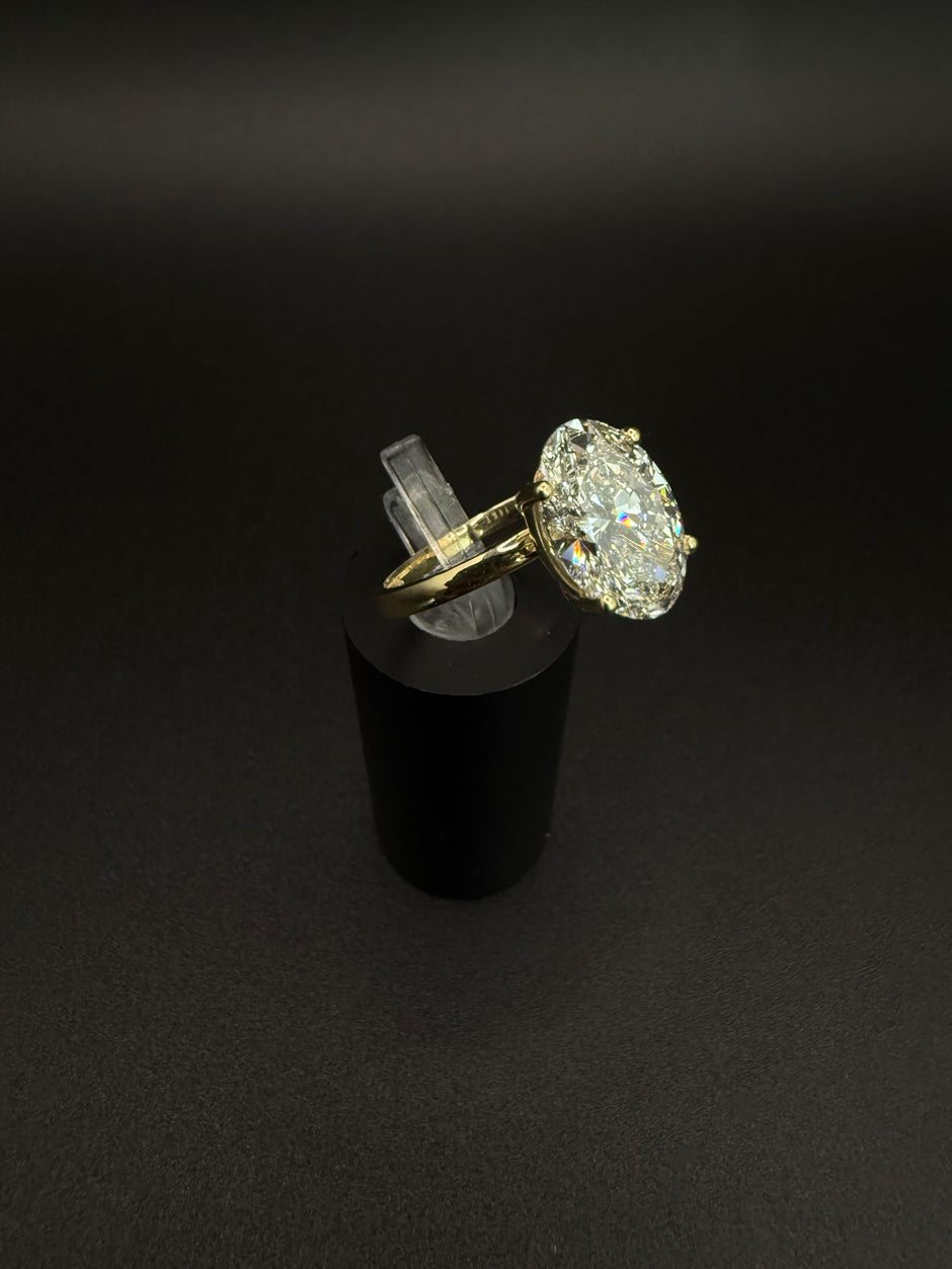 14K Yellow Gold Solitaire Oval Lab Diamond Ring