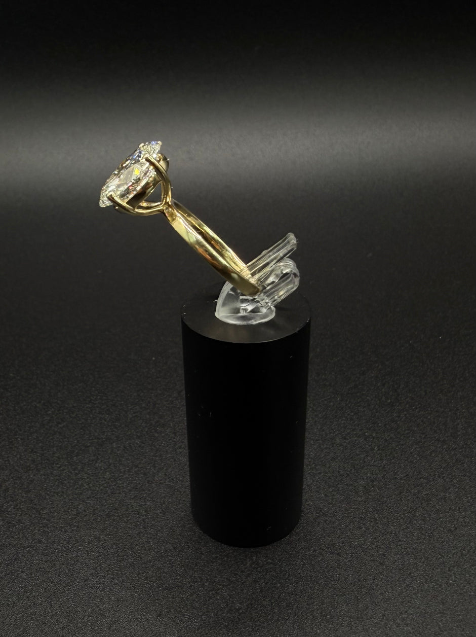 14K Yellow Gold Solitaire Oval Lab Diamond Ring