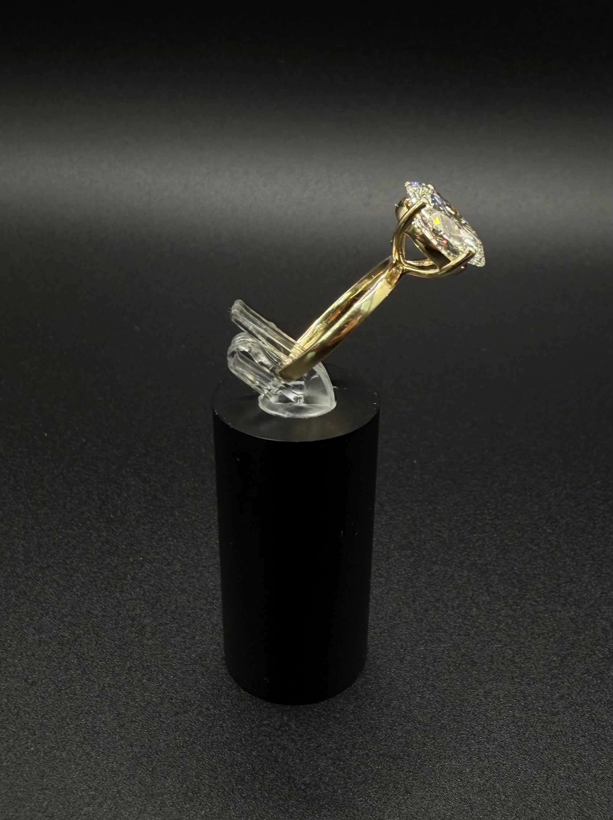 14K Yellow Gold Solitaire Oval Lab Diamond Ring