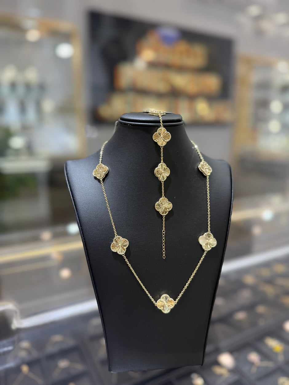 14KT SET GOLD SOLID CLOVER NECKLACE AND BRACELET - YELLOW GOLD