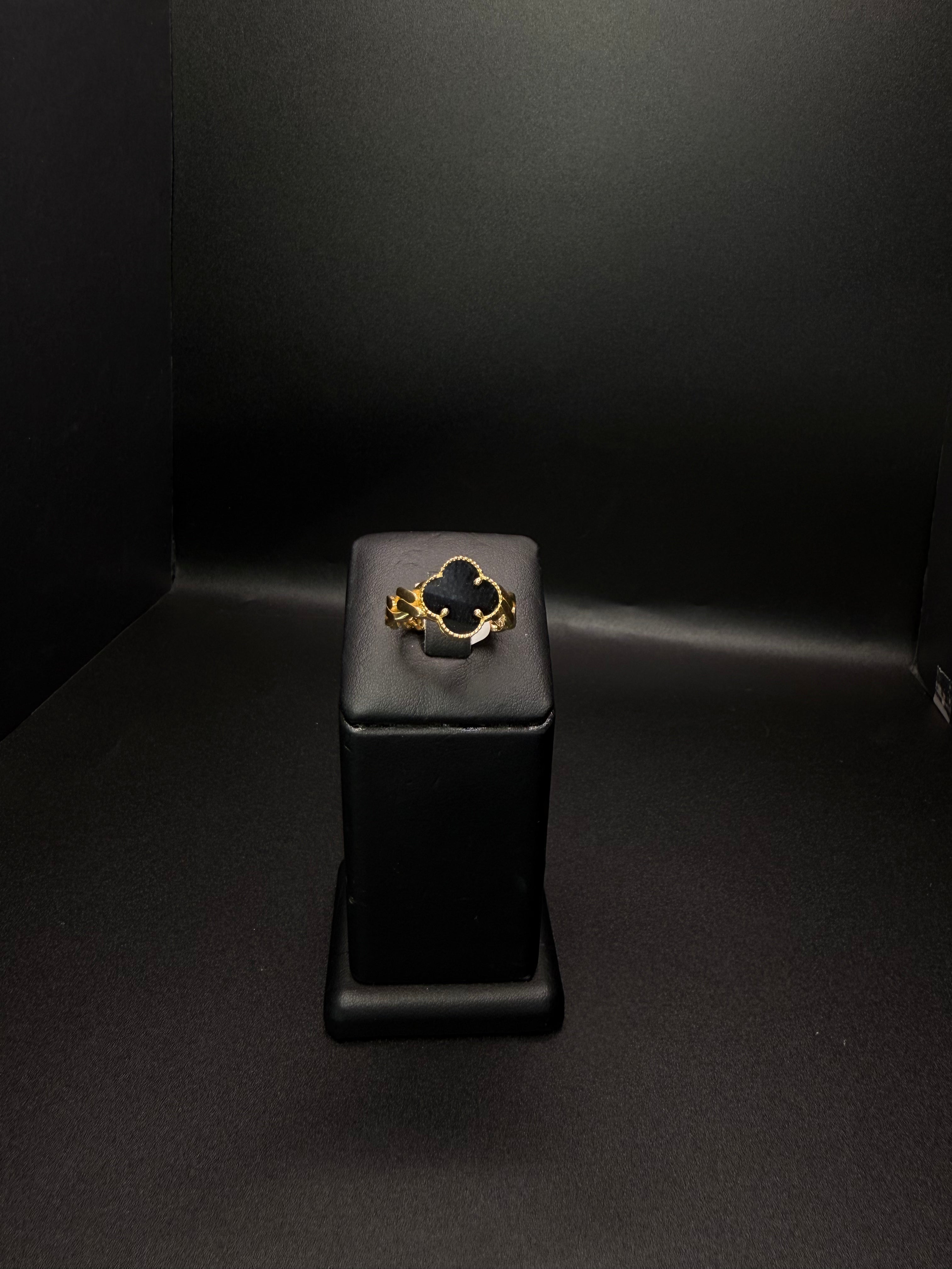 `Men's Ring 18KT
