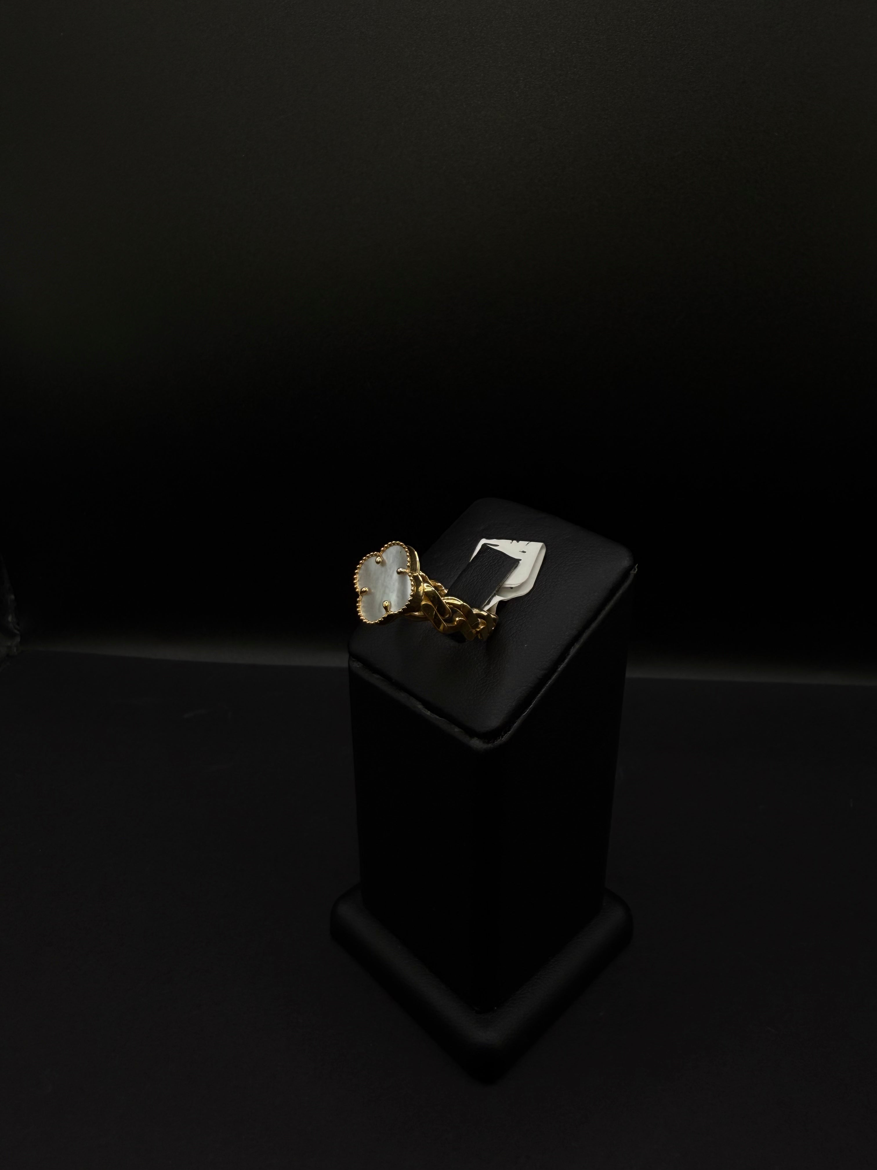 Women Ring 18KT