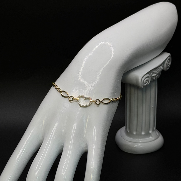 Elegant Heart Bracelet