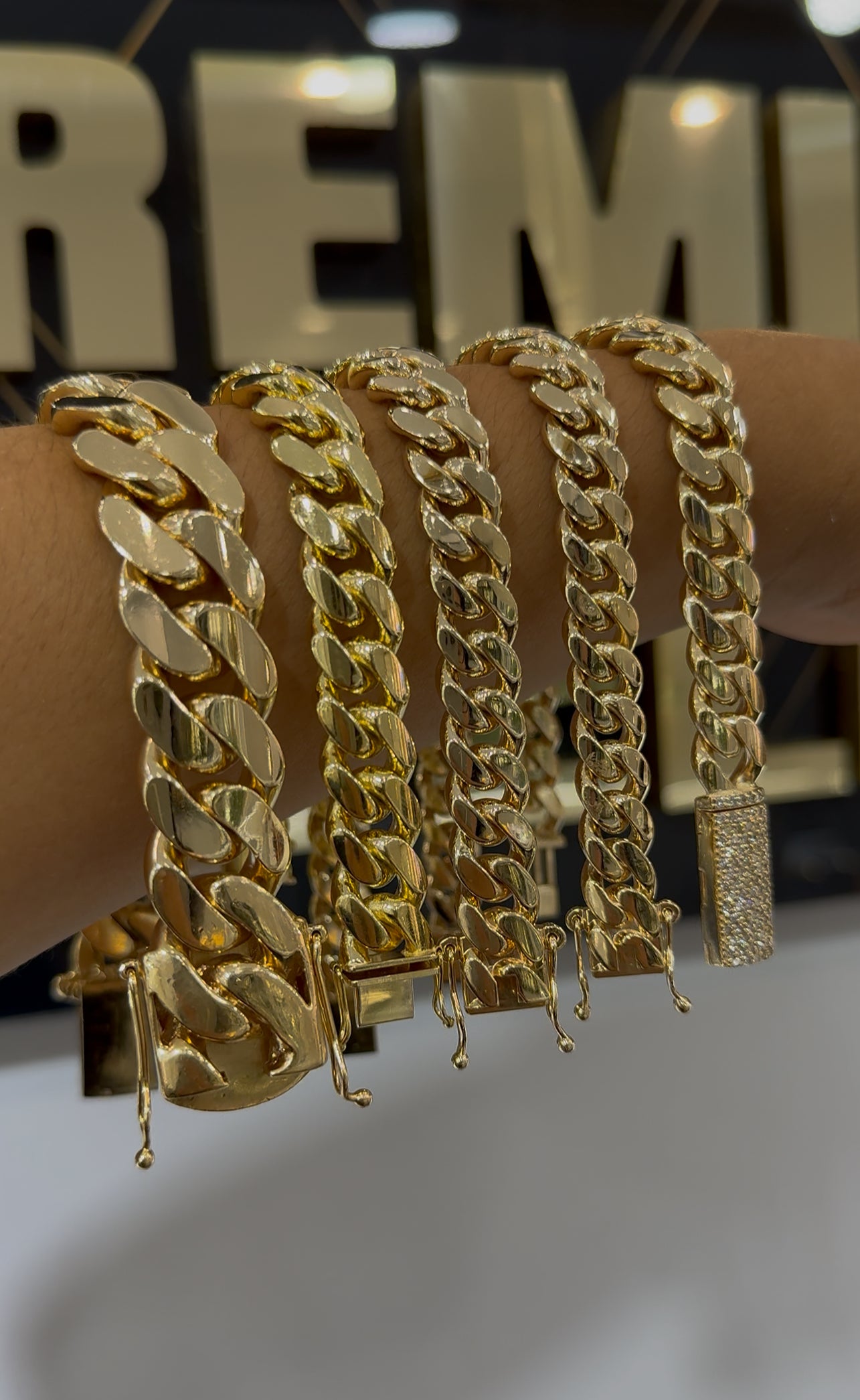 M&NP Jewelers