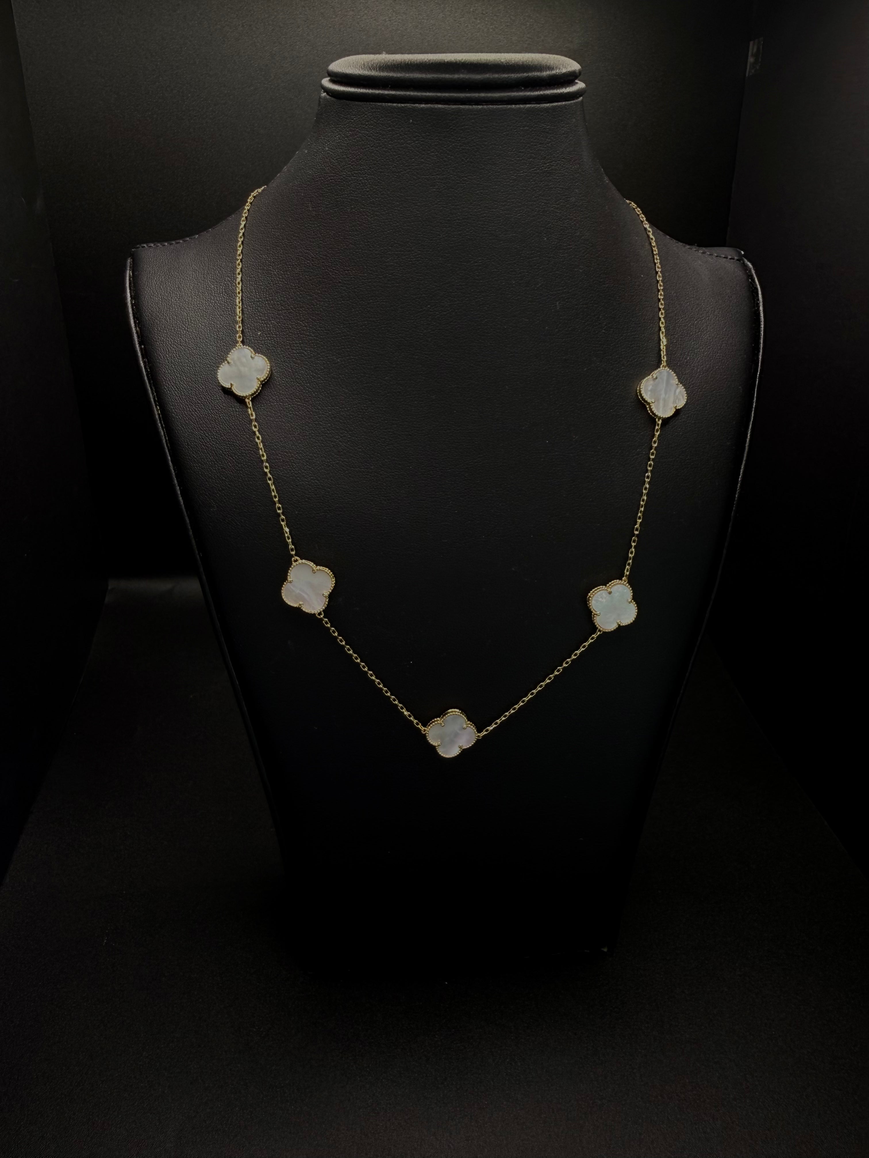 WOMEN'S CLOVER CHAIN