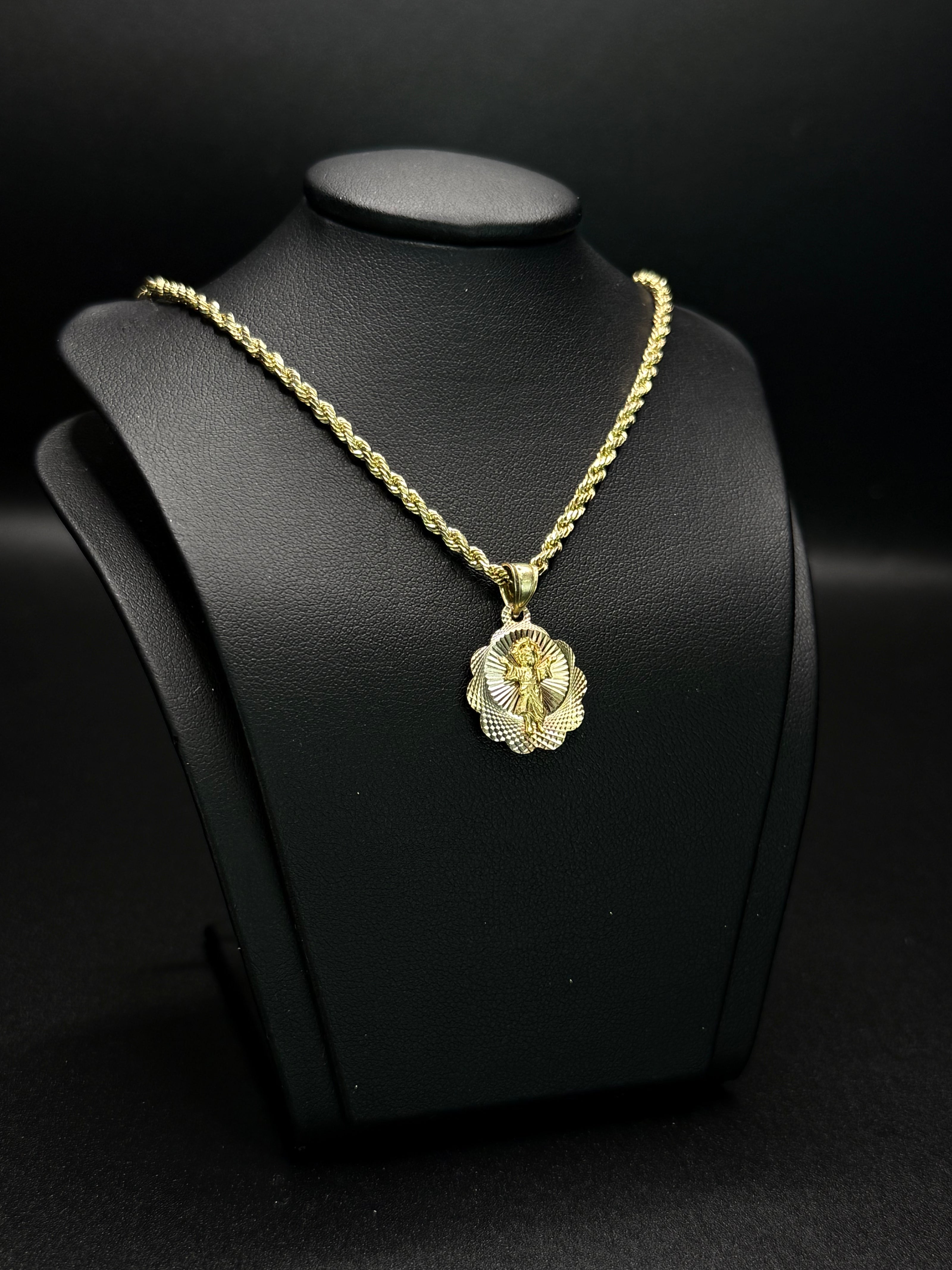 Kid's Chain and Pendant 14KT