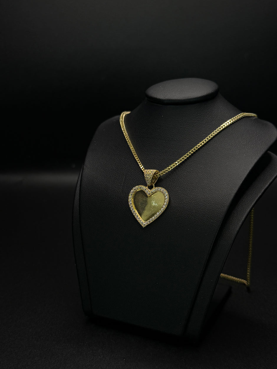 Kid's Chain and Picture Pendant 14KT