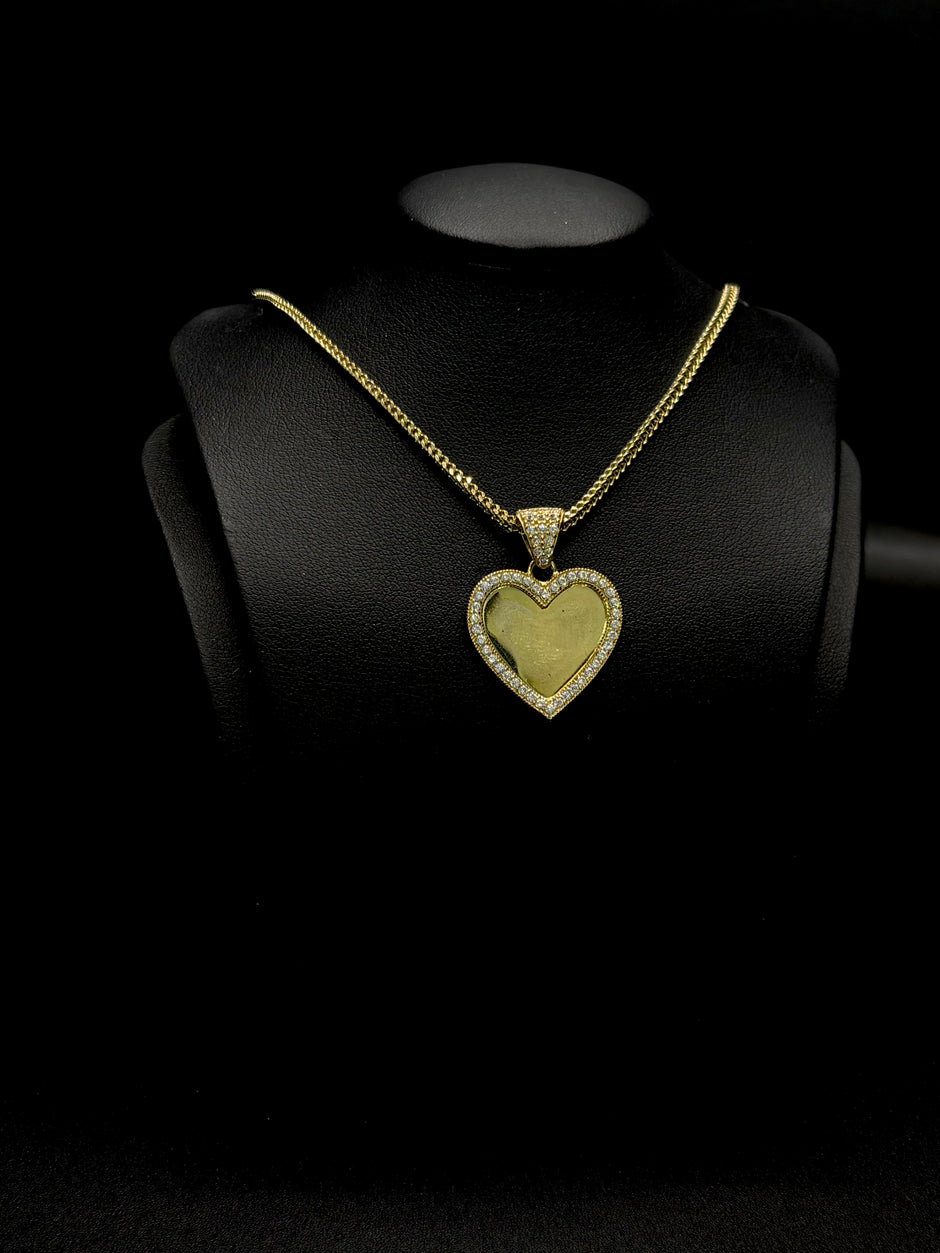 Kid's Chain and Picture Pendant 14KT