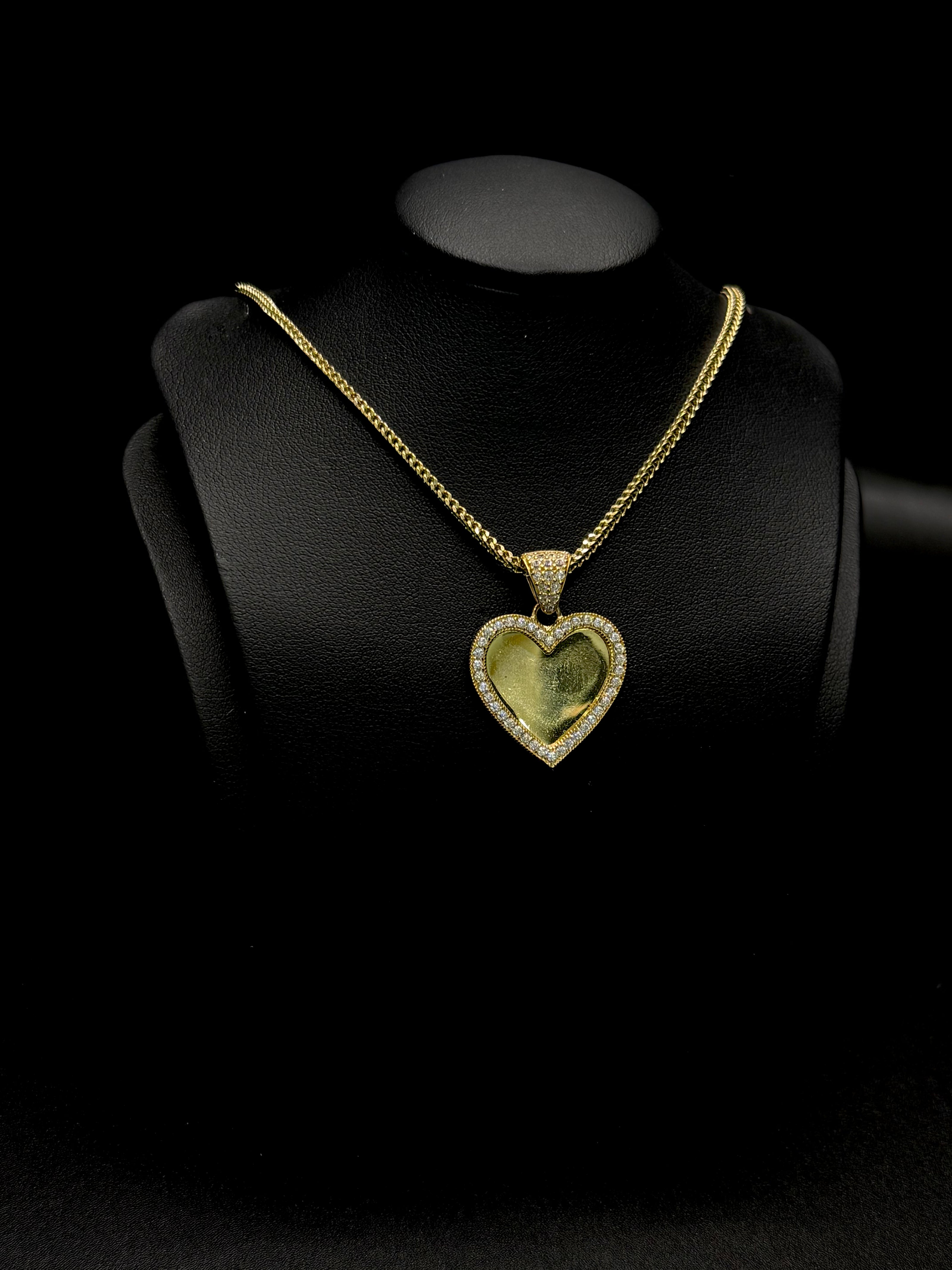 Kid's Chain and Picture Pendant 14KT