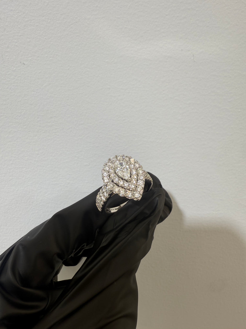10KT GOLD DIAMONDS RING