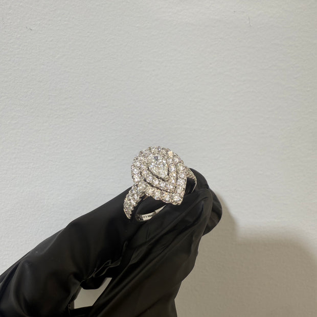 10KT GOLD DIAMONDS RING