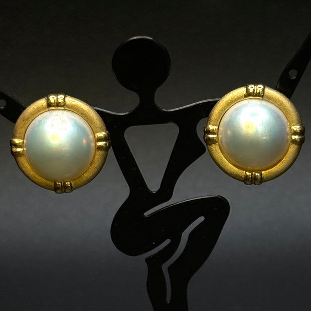 Golden Grace Pearls Earrings