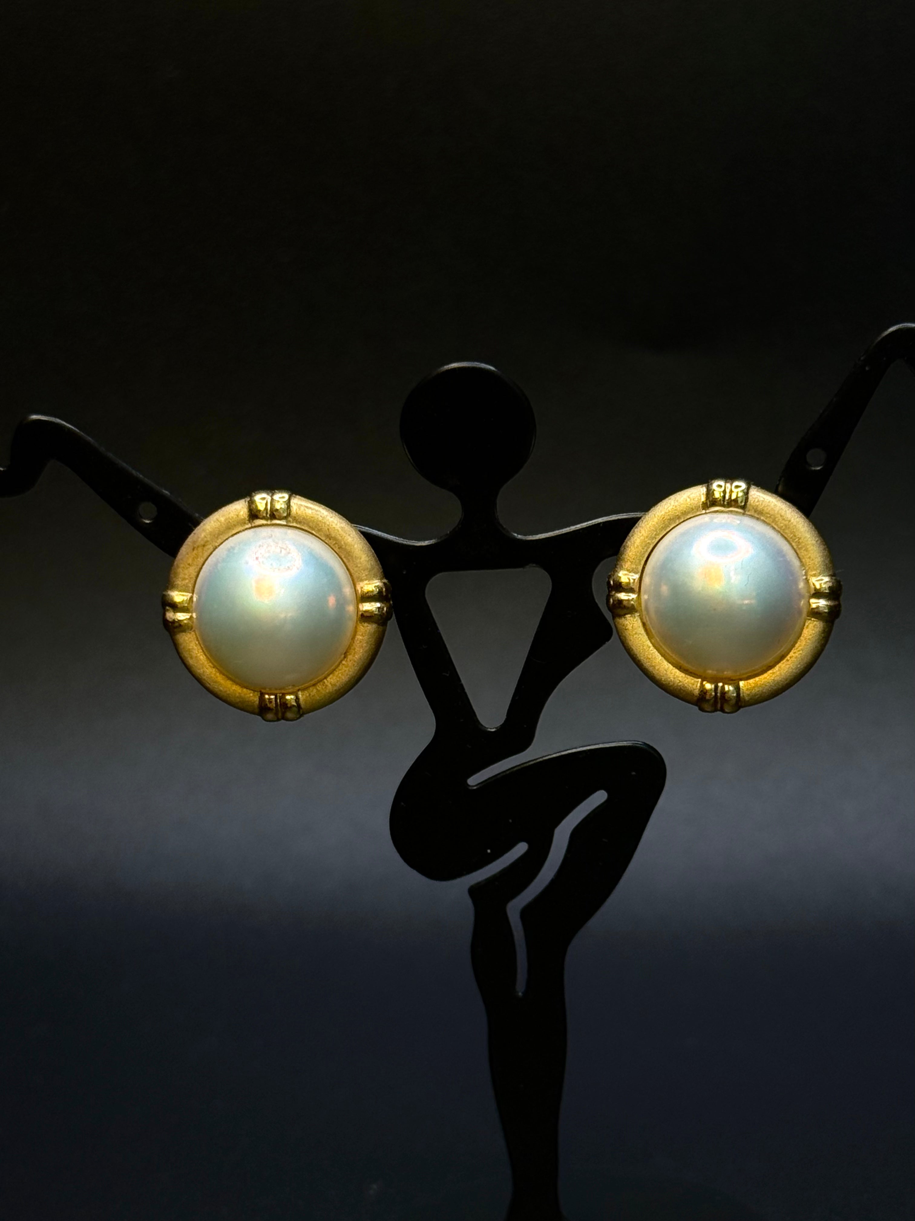 Golden Grace Pearls Earrings