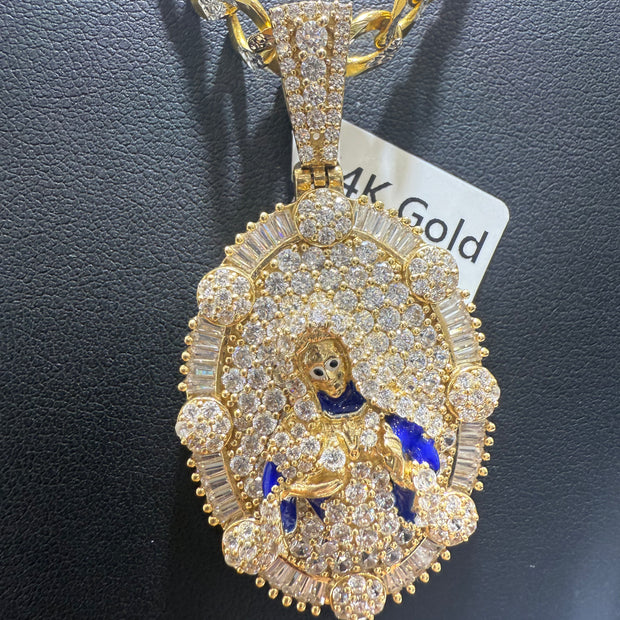 Cuban Solid with Virgin Mary Pendant