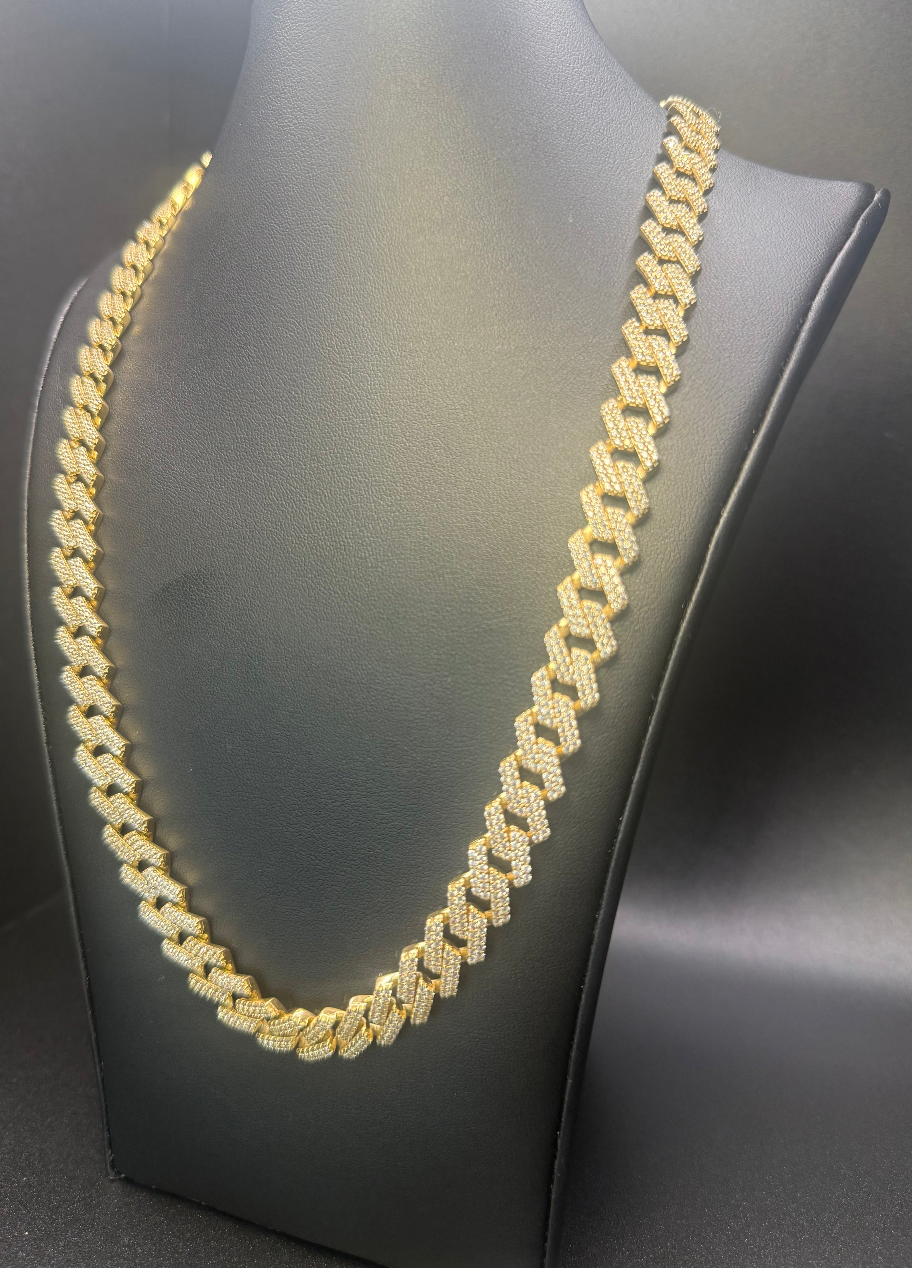 Ice Choker 14KT Semi-Solid