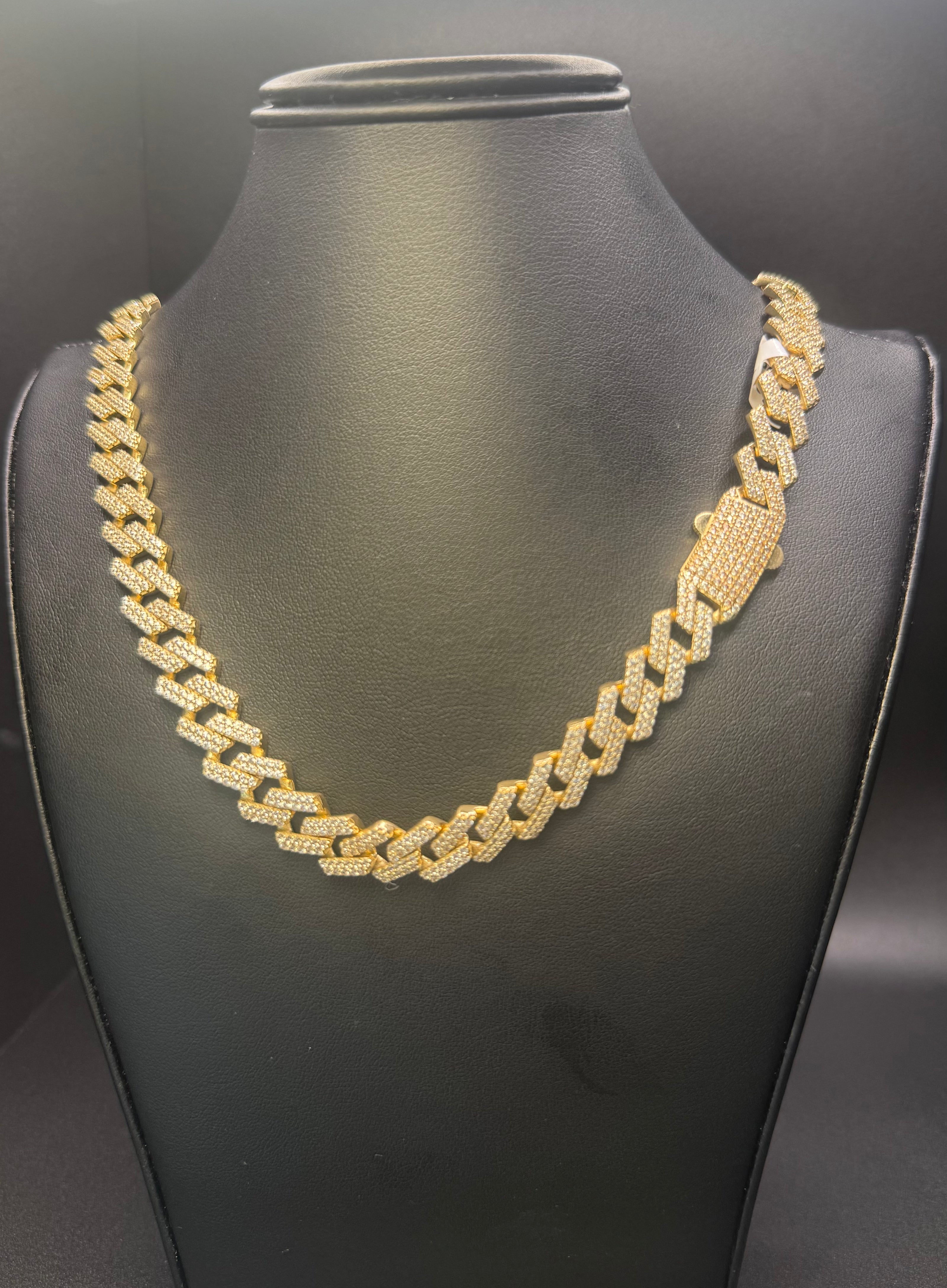 Ice Choker 14KT Semi-Solid