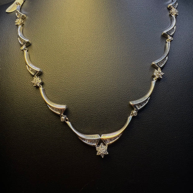 White Gold with Diamonds Neckless