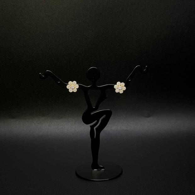 14kt Gold Flower Studs