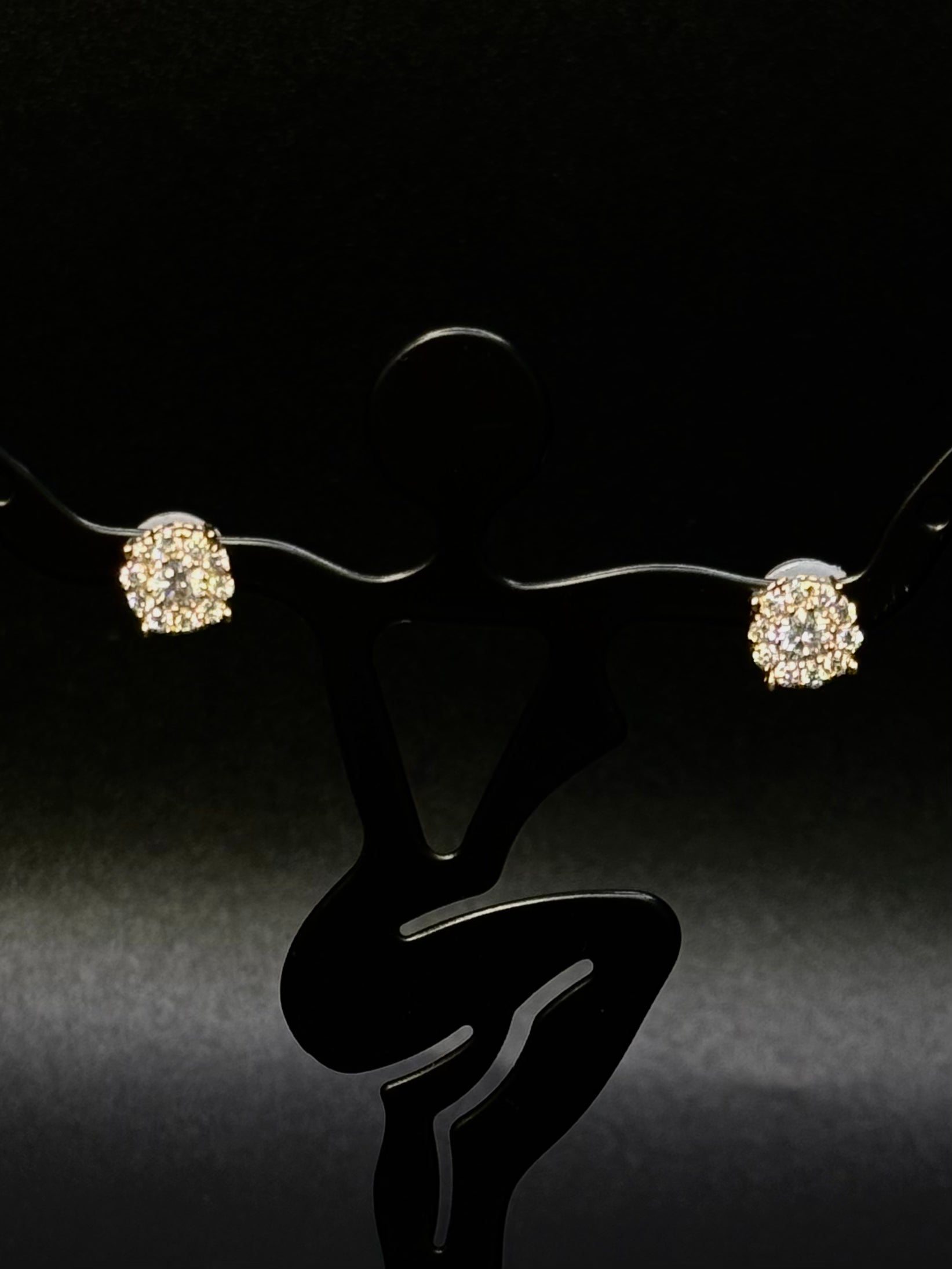 14KT GOLD Square Diamond Earrings