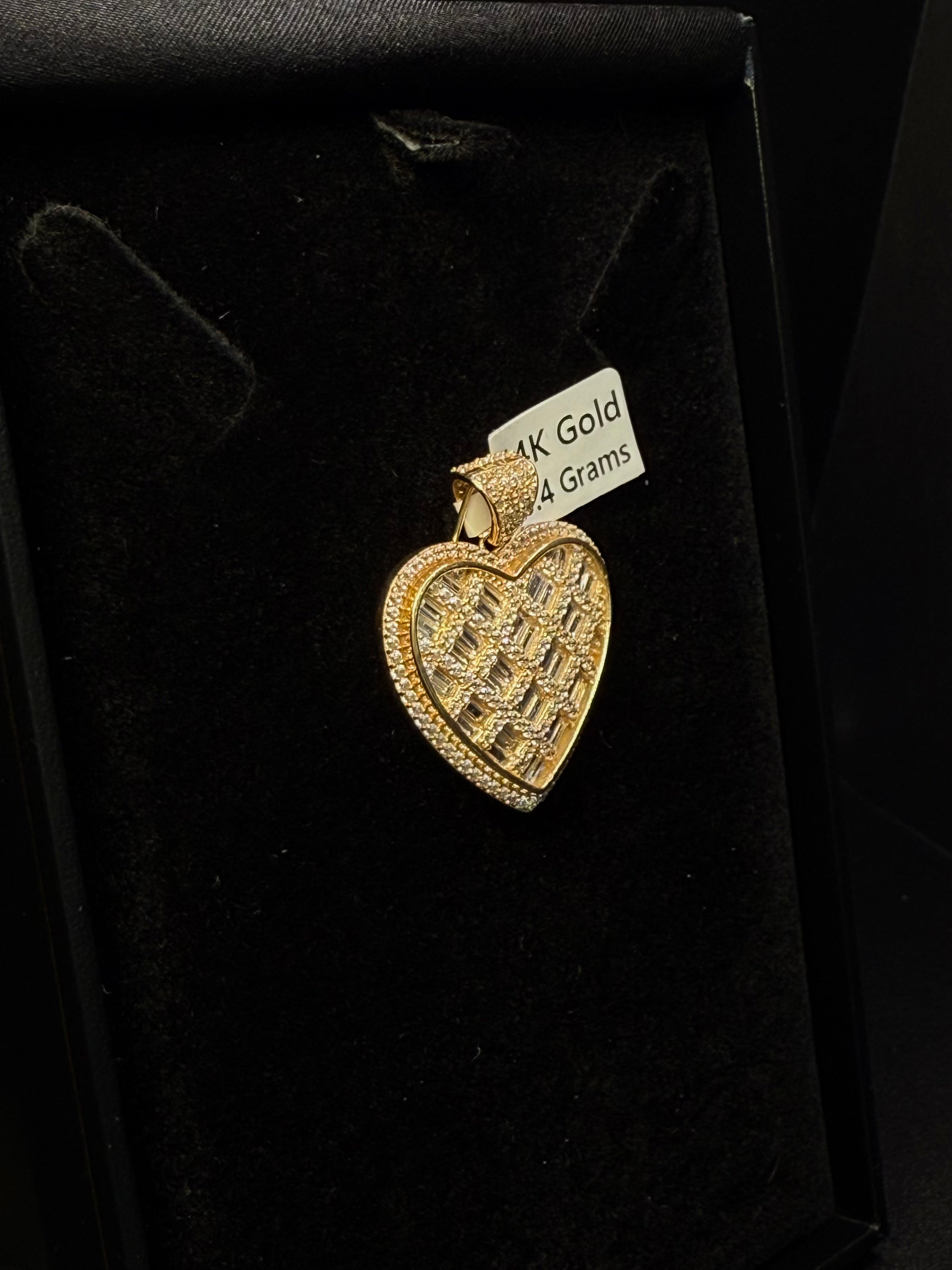 Heart Shape Pendant W/Zirconias