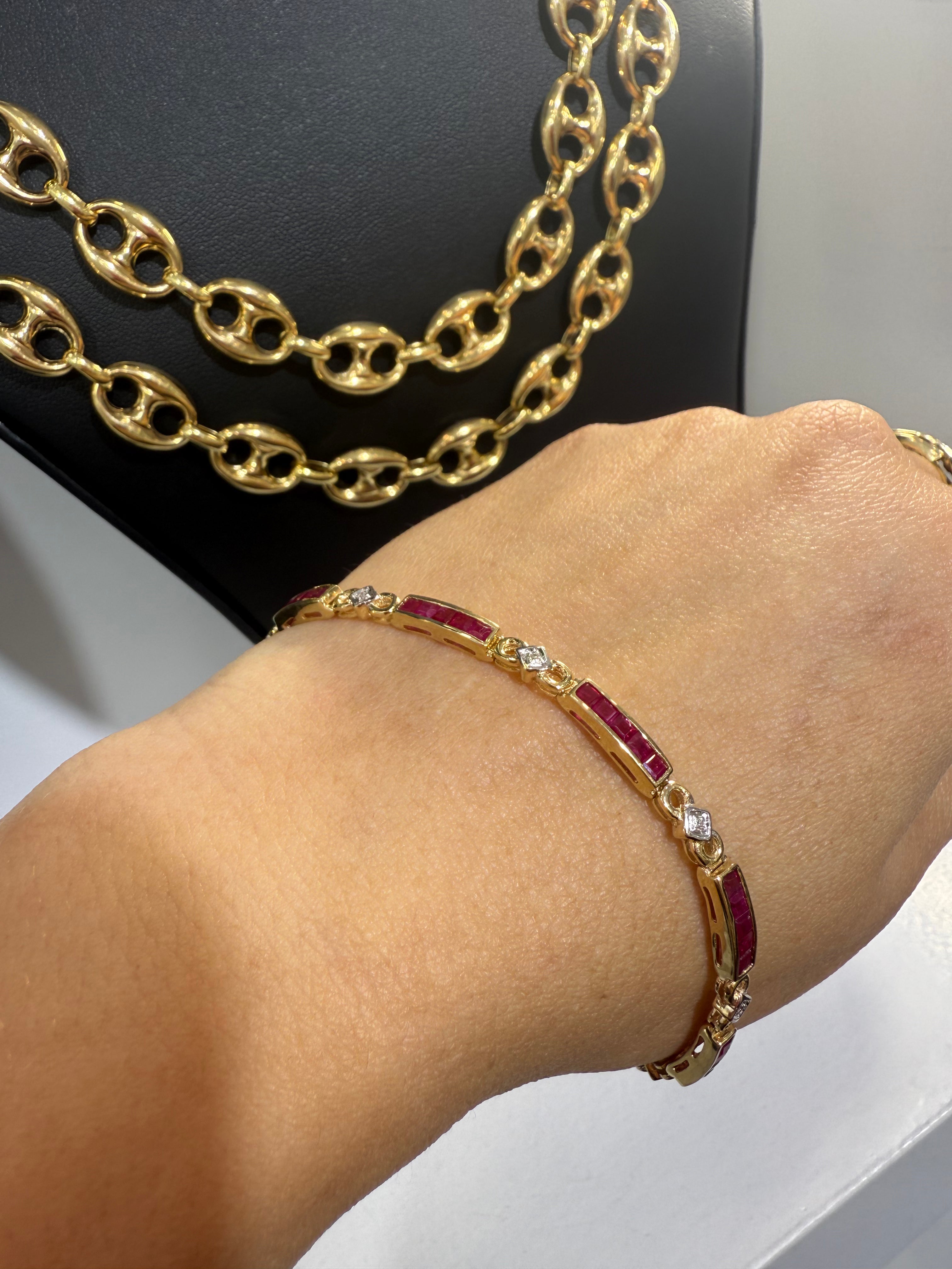 Gold Bracelet with Rubies and Diamond