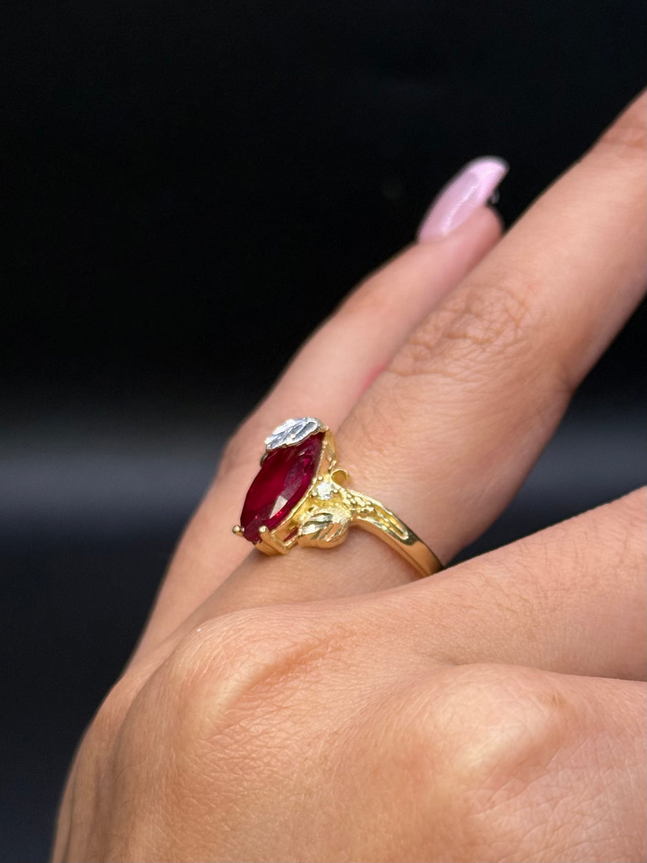 Rubi Stone Ring