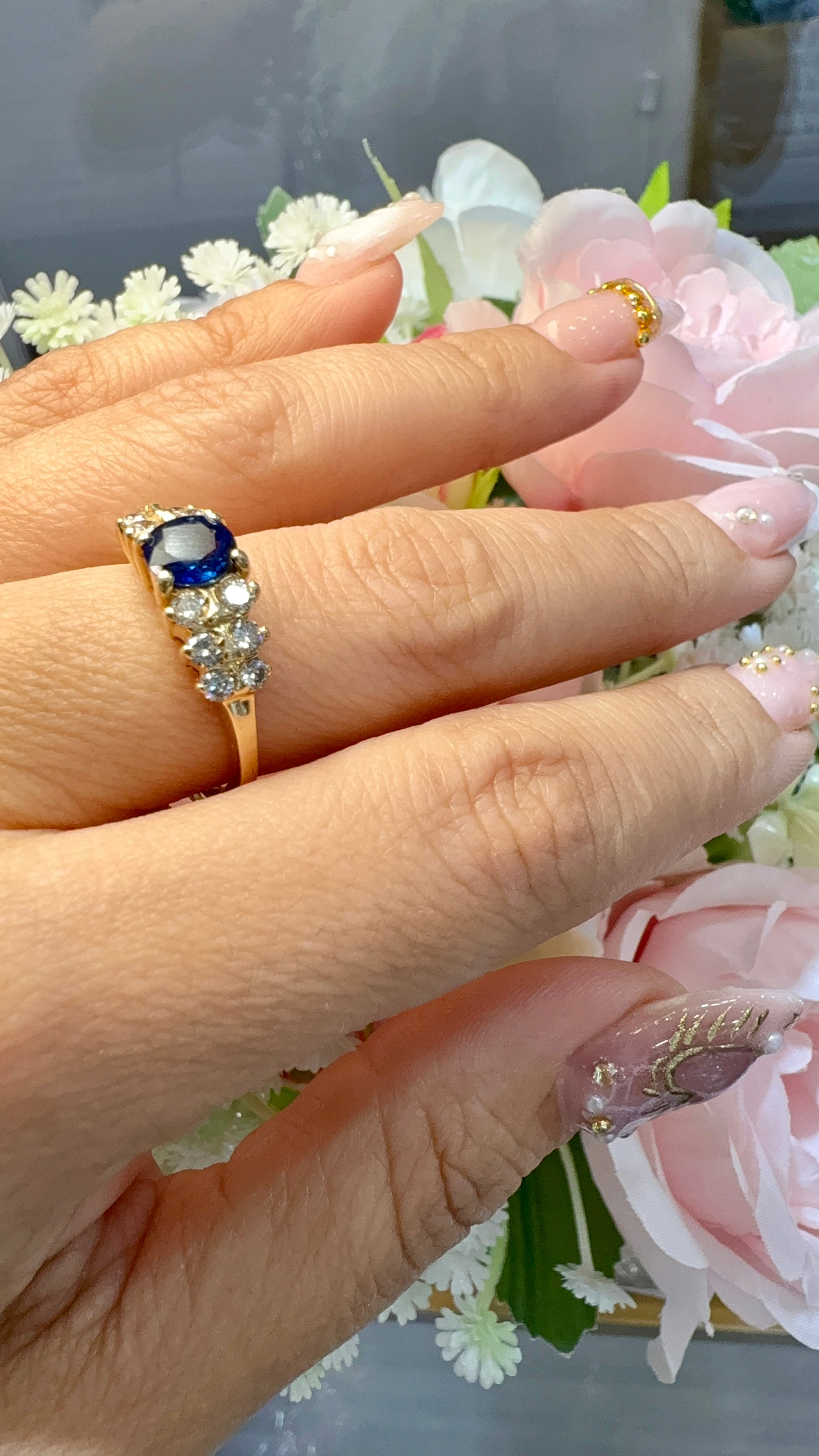14KT  Diamonds Ring and Natural Sapphire